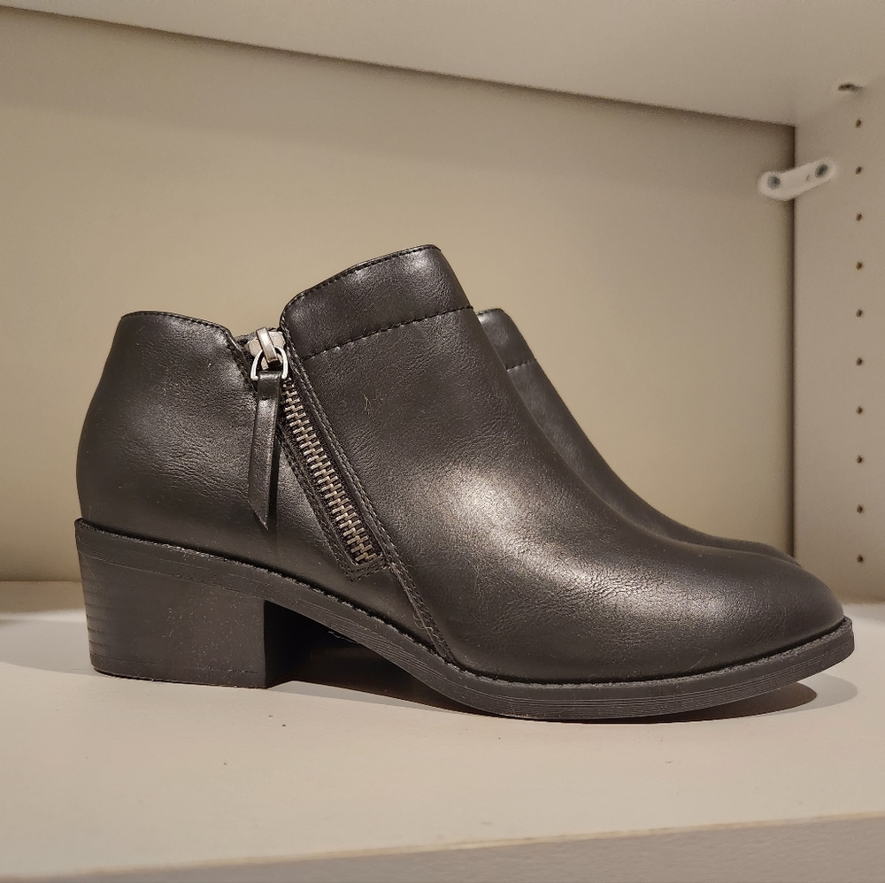 Black Zipper Booties